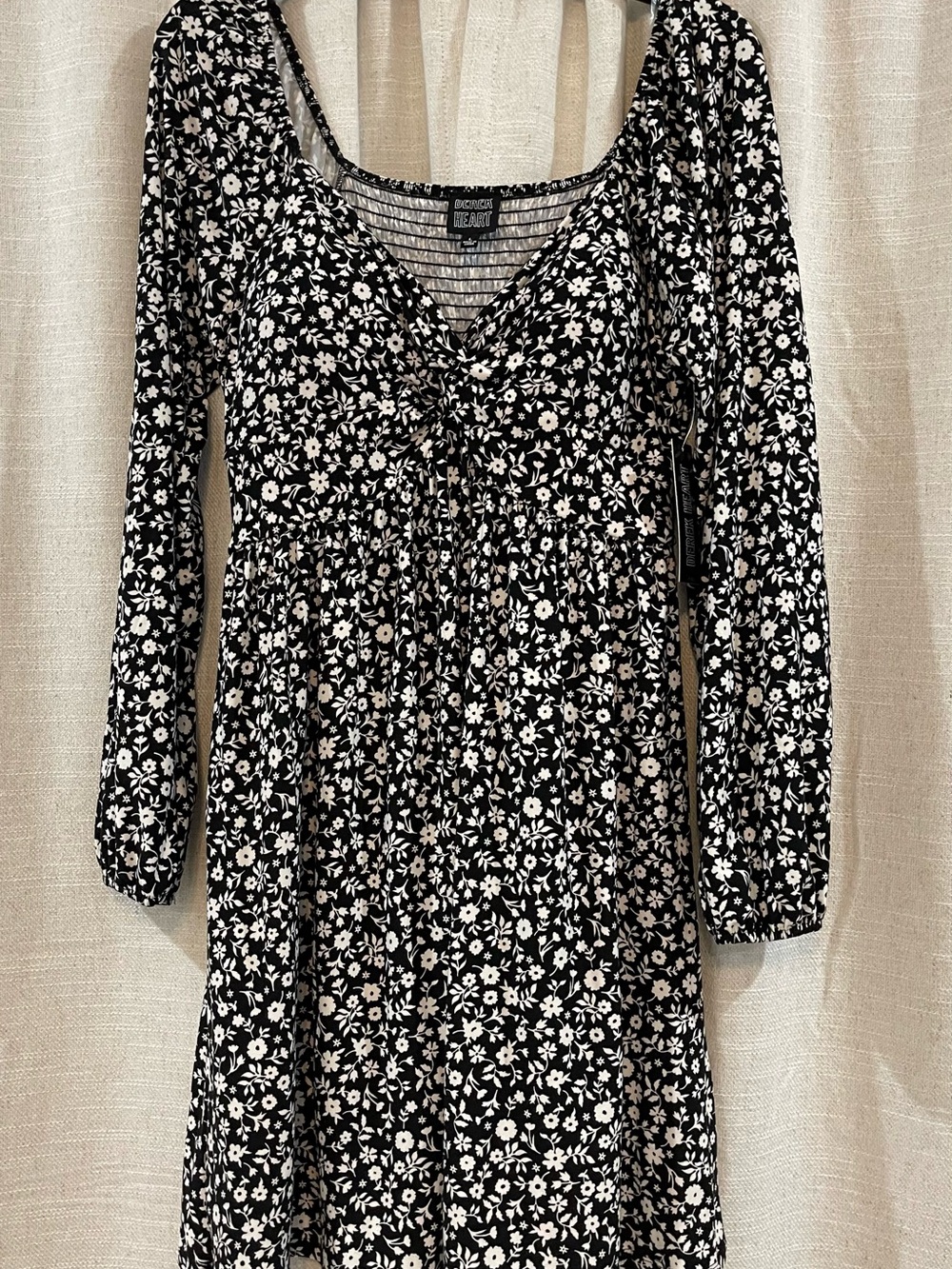 Derek Heart Black and White Floral V-Neck Dress